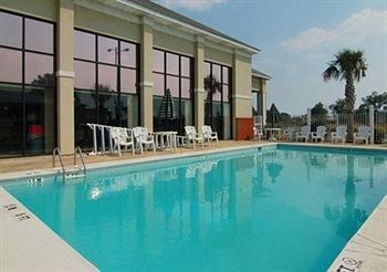 Quality & Near Coliseum And Hwy 231 North Hotel 2*